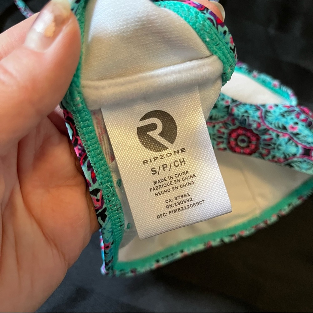 Ripzone | Patterned Bikini Top - Picture 11 of 12